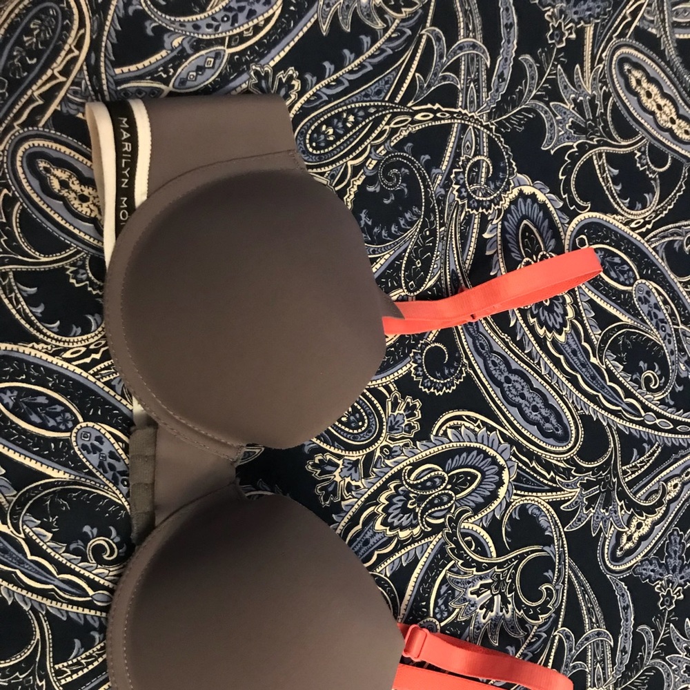Grey and Coral, Marilyn Monroe bra, push up